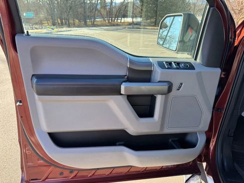 Used 2016 Ford F150 XLT w/ Equipment Group 302A Luxury AWD/4WD image 7