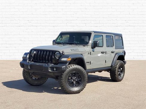 Used 2020 Jeep Wrangler Unlimited Sport image 1