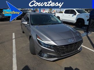 Used 2023 Hyundai Elantra Limited FWD video 1