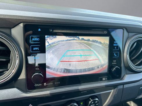 Used 2019 Toyota Tacoma TRD Sport RWD image 23