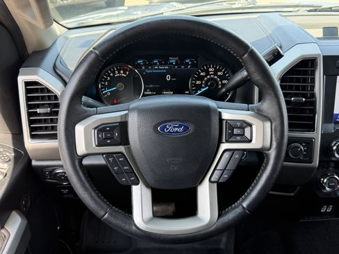 Used 2020 Ford F150 Lariat AWD/4WD image 17