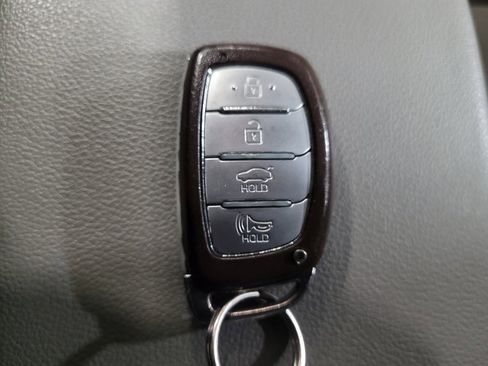 Used 2020 Hyundai Elantra Value Edition w/ Cargo Package (C1) FWD image 32