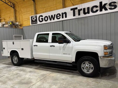 Used 2018 Chevrolet Silverado 2500 W/T w/ WT Fleet Convenience Package image 3