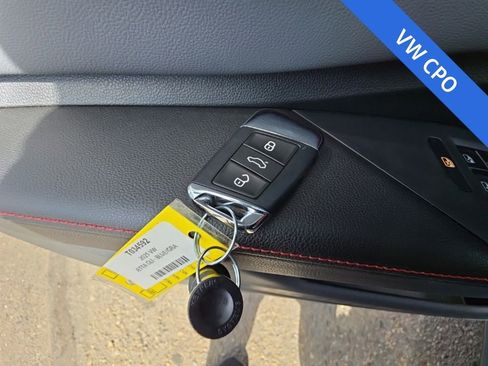 Certified 2025 Volkswagen Jetta GLI Autobahn image 29