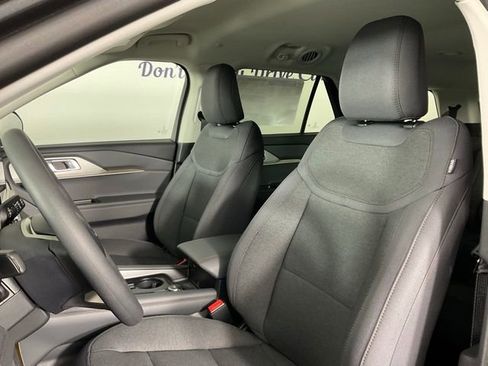 New 2026 Ford Explorer Active image 14