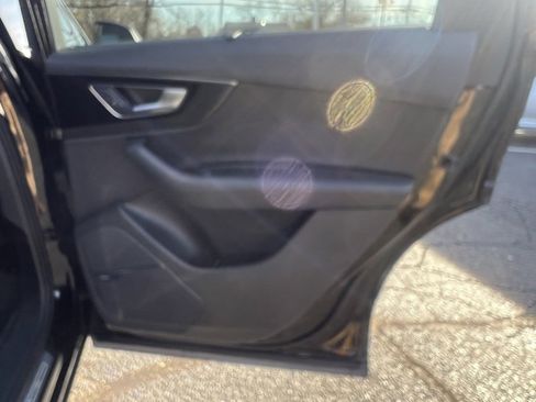 Used 2019 Audi Q7 3.0T Prestige w/ Prestige Package image 40