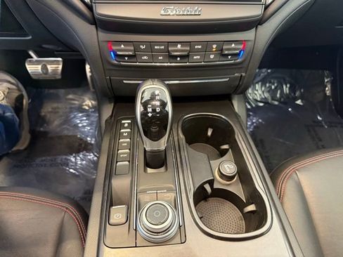 Used 2018 Maserati Ghibli image 15