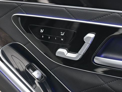Used 2021 Mercedes-Benz S 580 4MATIC Sedan image 55