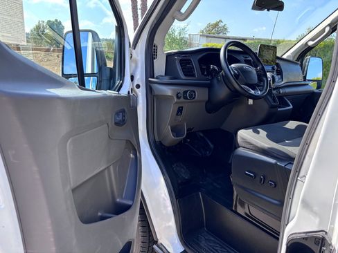 Used 2021 Ford Transit 250 148 High Roof RWD image 13