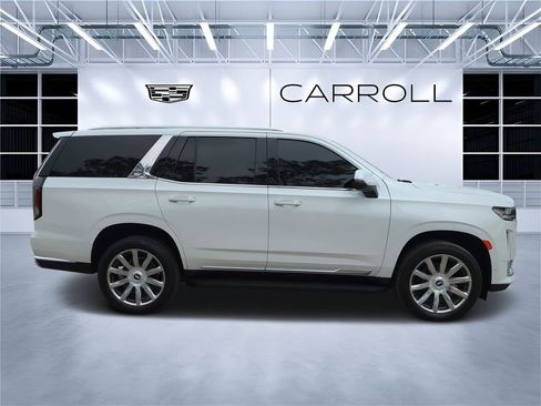 Certified 2024 Cadillac Escalade Premium Luxury Platinum AWD/4WD image 2