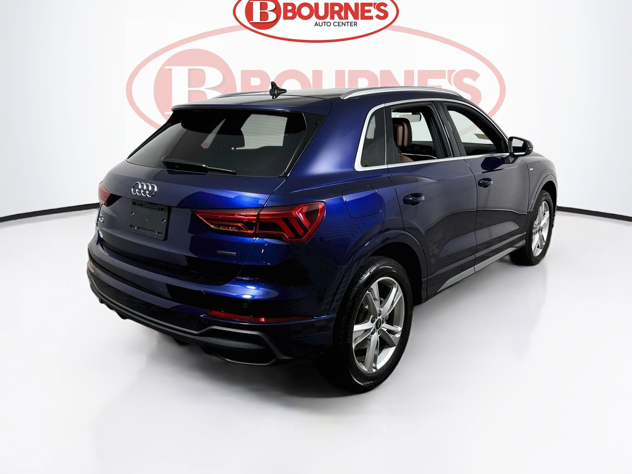 Used 2024 Audi Q3 2.0T Premium AWD/4WD image 10