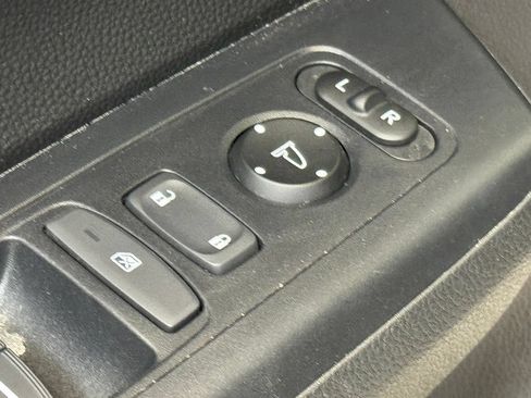 Used 2025 Honda CR-V Sport-L image 11