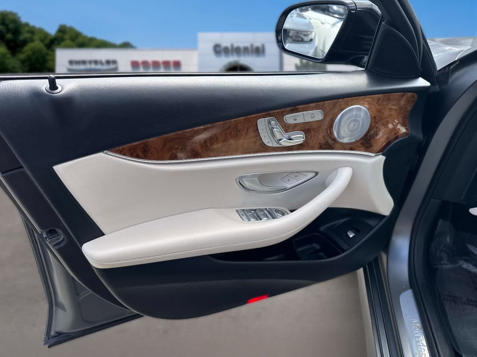 Used 2020 Mercedes-Benz E 350 4MATIC Sedan image 18