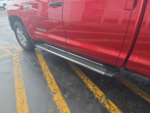 Used 2017 Toyota Tundra SR5 image 14