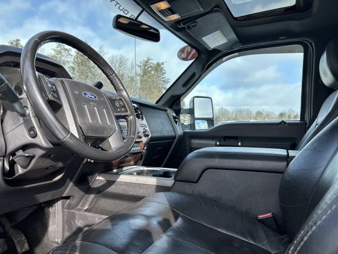 Used 2012 Ford F350 Lariat w/ Lariat Ultimate Pkg image 13