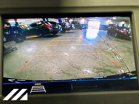 Used 2021 Chevrolet Equinox LT AWD/4WD image 15