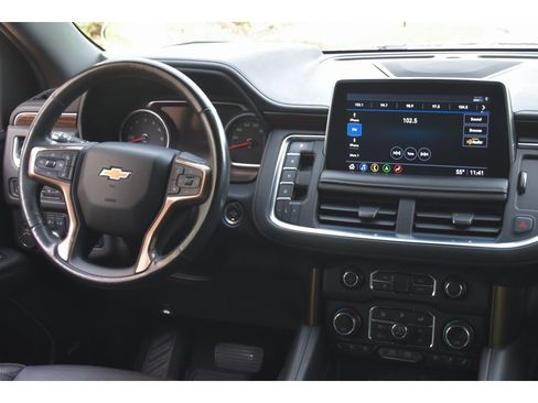 Used 2021 Chevrolet Suburban High Country w/ Premium Package image 18