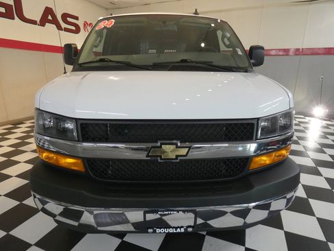 Used 2024 Chevrolet Express 2500 w/ Driver Convenience Package image 2
