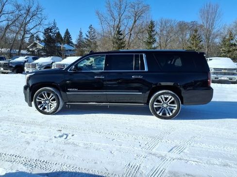 Used 2020 GMC Yukon XL Denali w/ Denali Ultimate Package image 7
