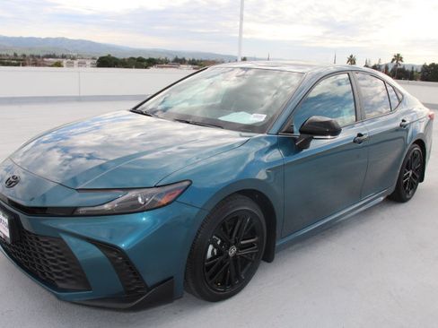 Certified 2025 Toyota Camry SE w/ Multimedia Upgrade Package image 6