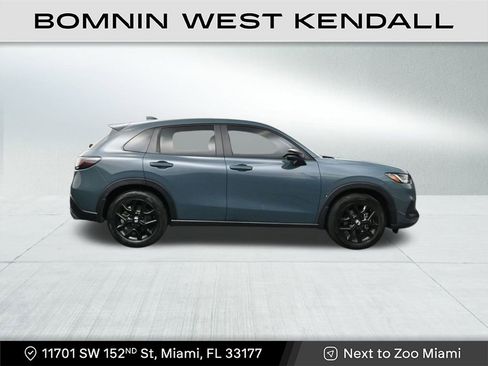 Used 2025 Honda HR-V Sport image 6