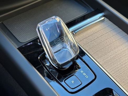 New 2026 Volvo XC60 B5 Plus w/ Climate Package AWD/4WD image 24