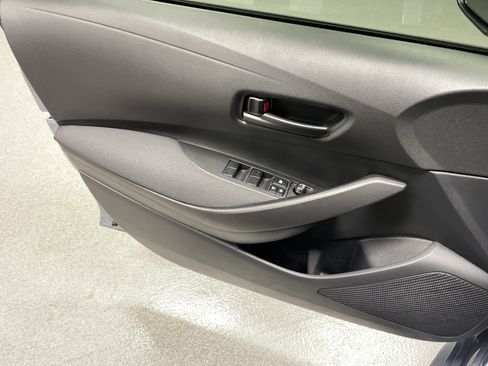 Certified 2025 Toyota Corolla LE image 14