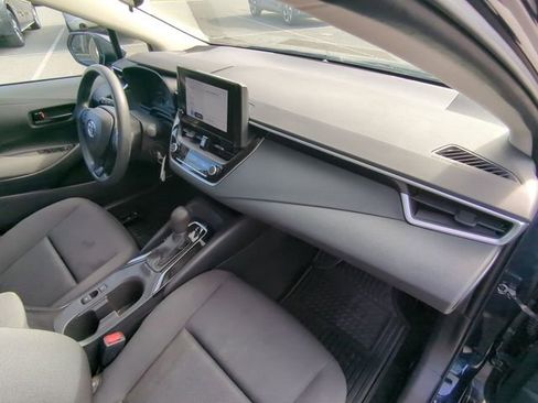 Used 2024 Toyota Corolla LE image 45