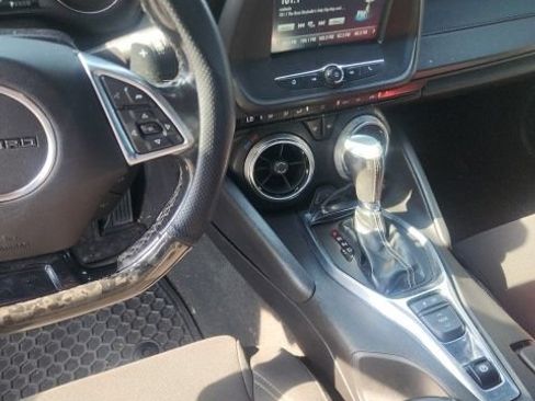 Used 2018 Chevrolet Camaro LT w/ RS Package RWD image 10