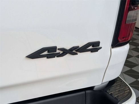Used 2022 RAM 1500 Laramie AWD/4WD image 7