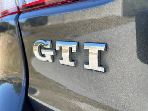 Used 2010 Volkswagen GTI 2.0T 2-Door image 15