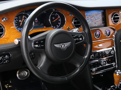 Used 2013 Bentley Mulsanne RWD image 15