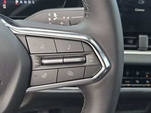 New 2026 Chevrolet Equinox LT w/ Safety and Technology Package FWD image 17