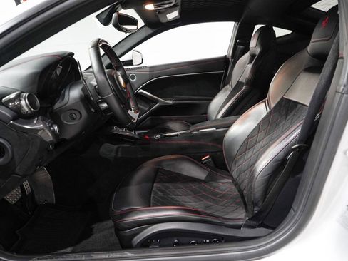 Used 2015 Ferrari F12 Berlinetta image 8