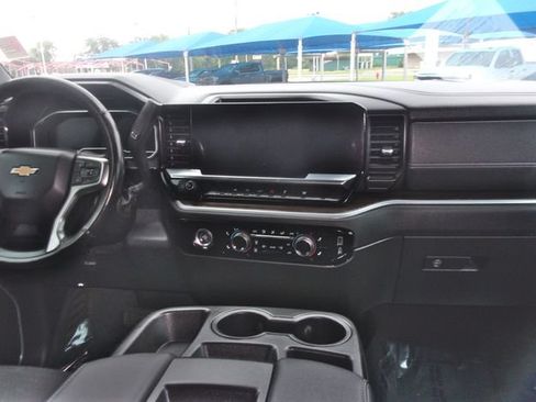 Certified 2022 Chevrolet Silverado 1500 LT AWD/4WD image 21