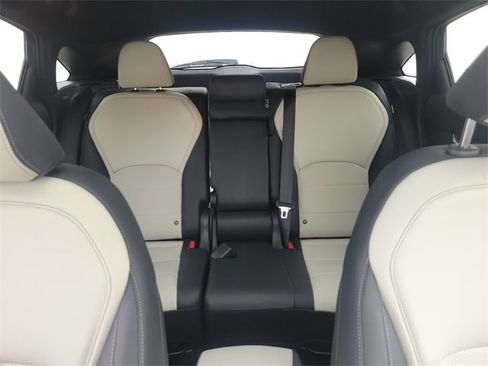 New 2025 INFINITI QX55 Essential image 13