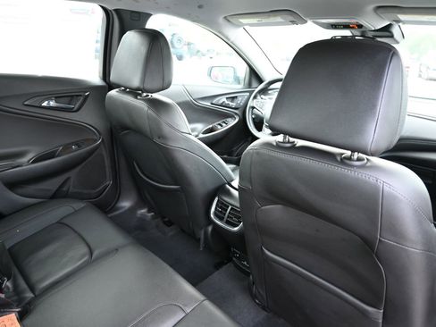 Used 2024 Chevrolet Malibu LT FWD image 24