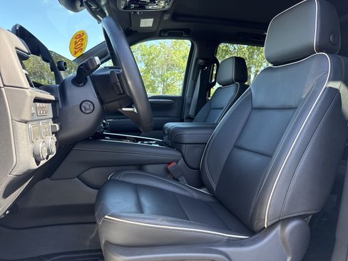 Used 2026 Chevrolet Tahoe Premier w/ Sun And Tow Package RWD image 16