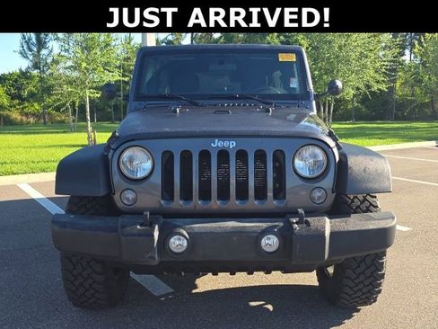Used 2017 Jeep Wrangler Unlimited Sport w/ Connectivity Group AWD/4WD image 2