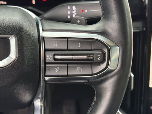 Used 2024 GMC Acadia Elevation w/ Luxury Package FWD image 28