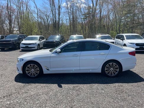 Used 2020 BMW 530i xDrive w/ Convenience Package AWD/4WD image 9