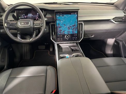 Used 2025 GMC Acadia AT4 image 24