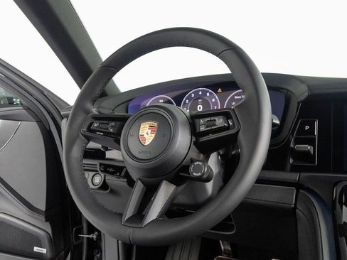 New 2026 Porsche Panamera 4 image 32