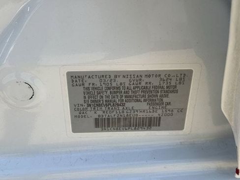 Used 2023 Nissan Versa SV FWD image 31