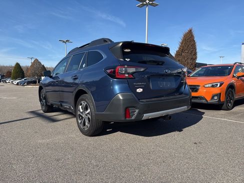 Used 2022 Subaru Outback Limited image 3