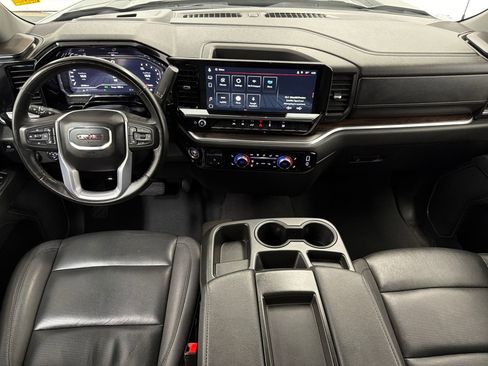 Used 2025 GMC Sierra 1500 SLT image 19