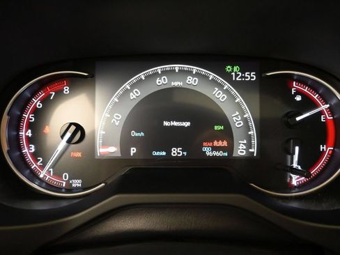 Used 2019 Toyota RAV4 Limited AWD/4WD image 12
