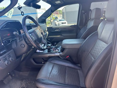 Used 2023 Chevrolet Silverado 1500 ZR2 w/ Technology Package AWD/4WD image 5