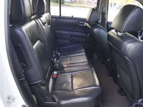 Used 2014 Honda Pilot Touring image 30