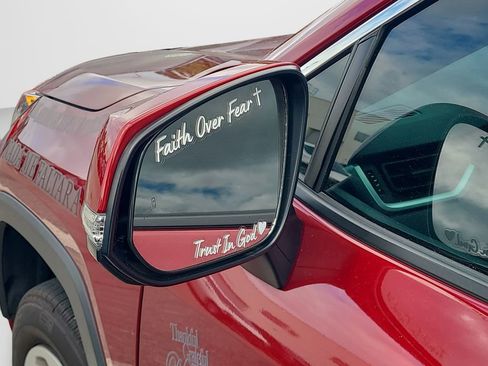 Used 2022 Toyota RAV4 LE image 8